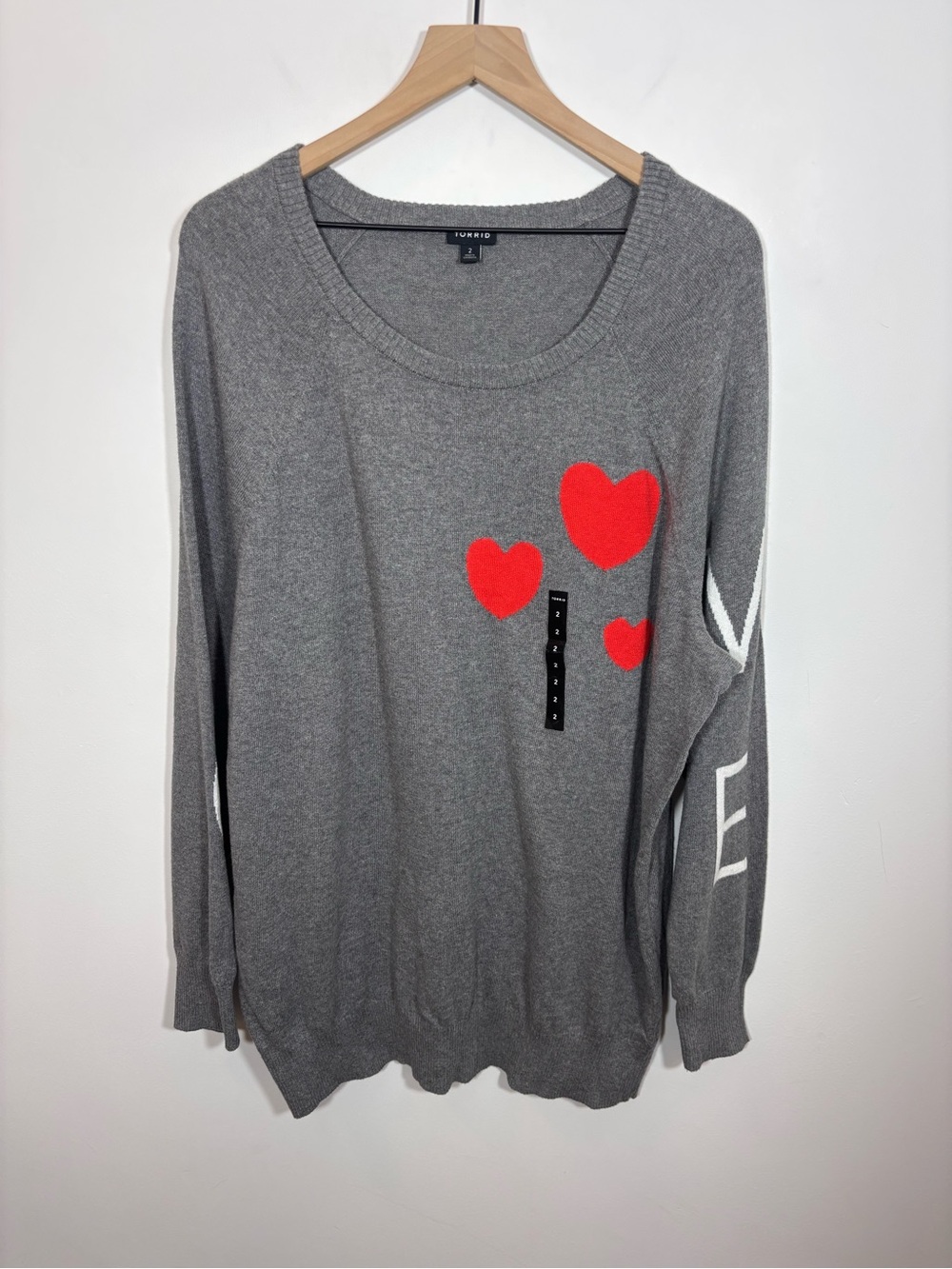 NWOT Torrid Gray Hearts “LOVE” Long Sleeve Reglan Pullover Swearer 2/2X - Picture 5 of 14